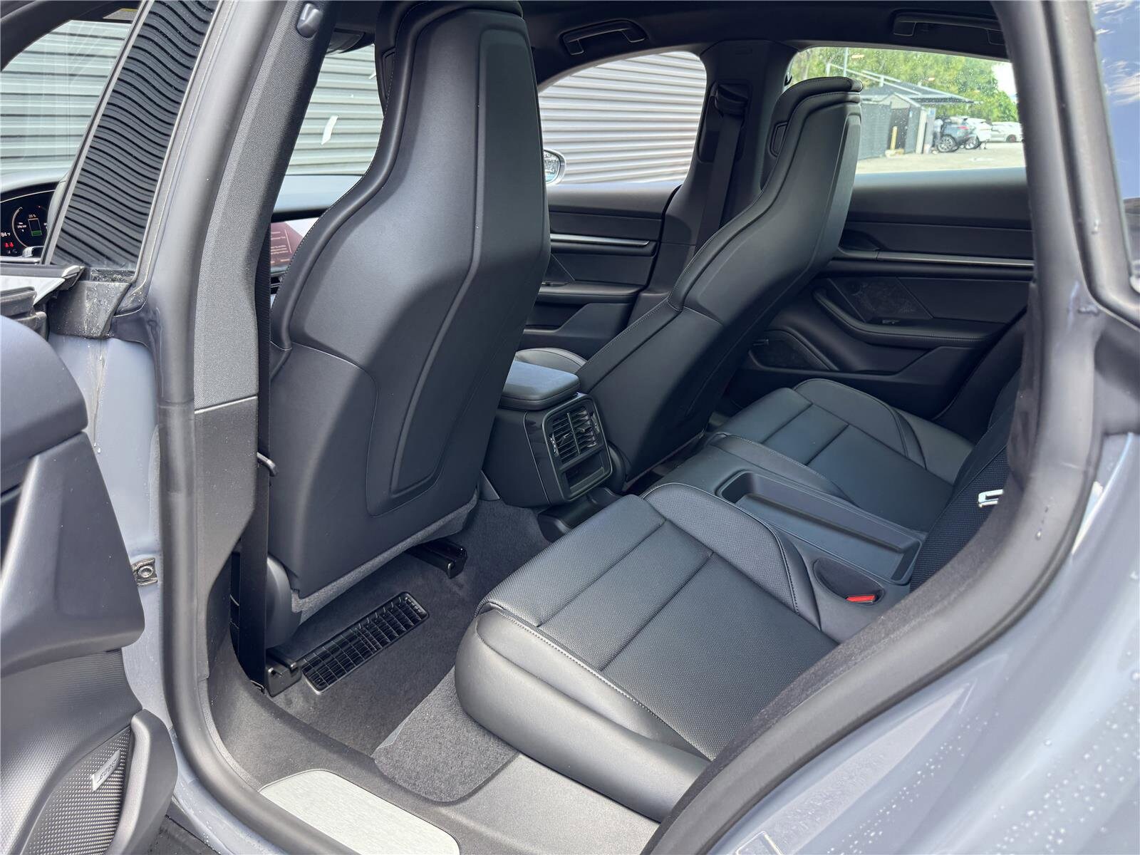 2025 Porsche Taycan Base - Photo 22