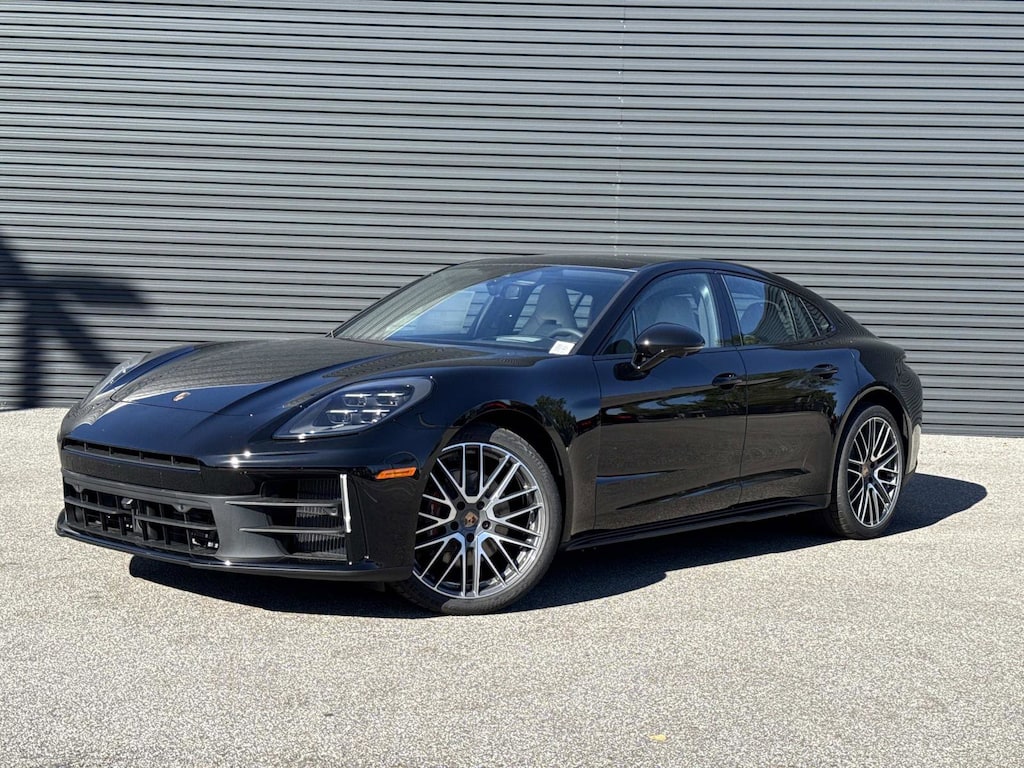 New 2026 Porsche Panamera