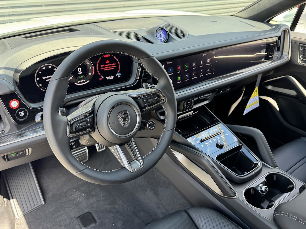 New 2025 Porsche Cayenne Turbo E-Hybrid