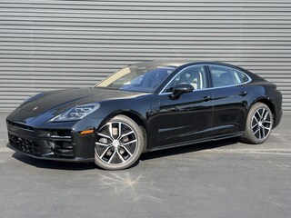 2026 Porsche Panamera 4