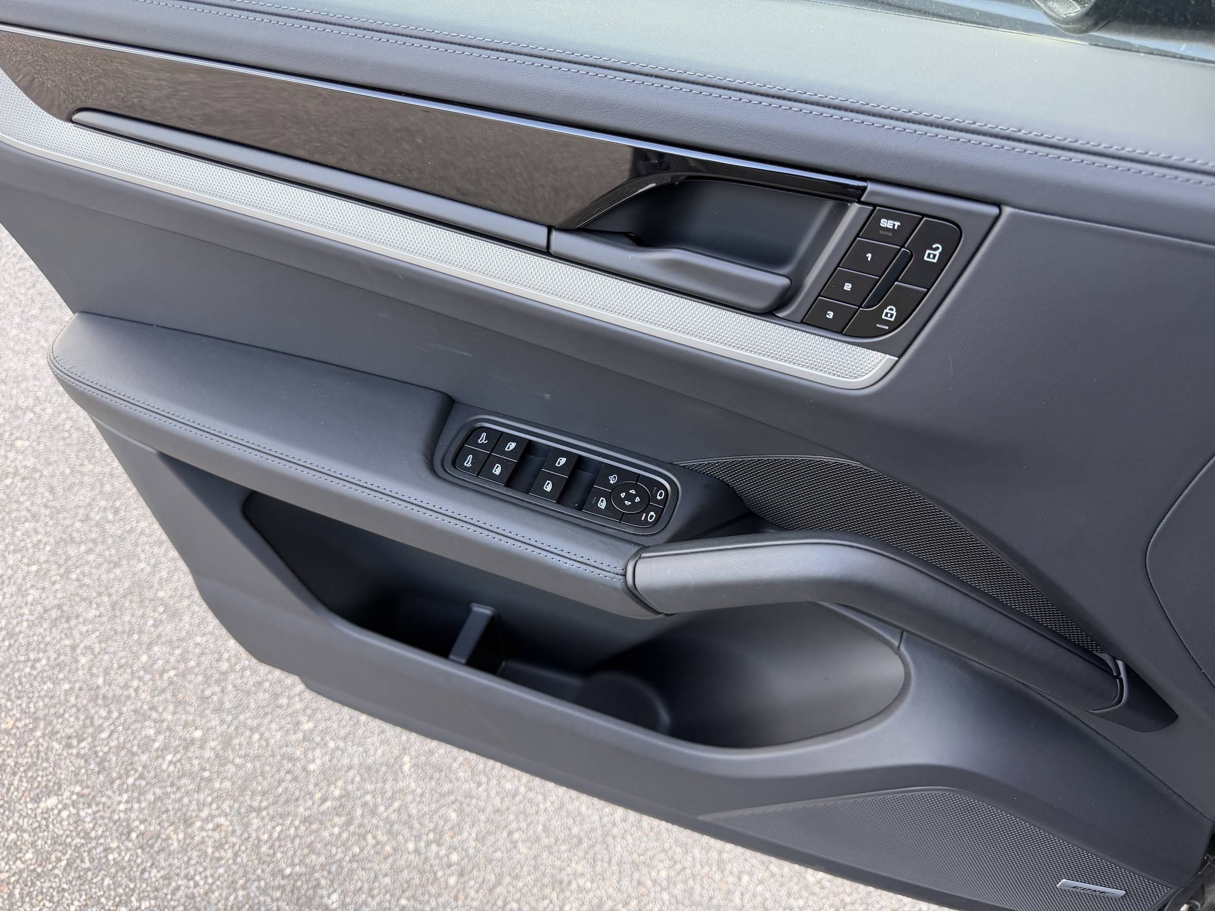 2026 Porsche Cayenne Base - Photo 31