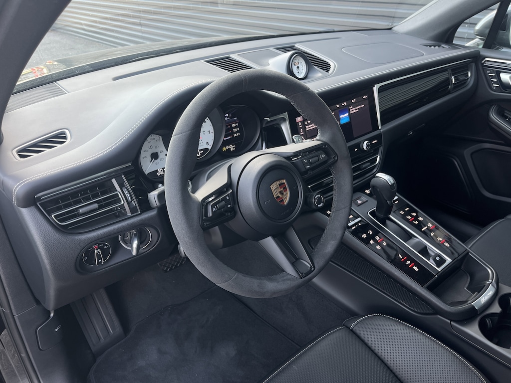New 2026 Porsche Macan T