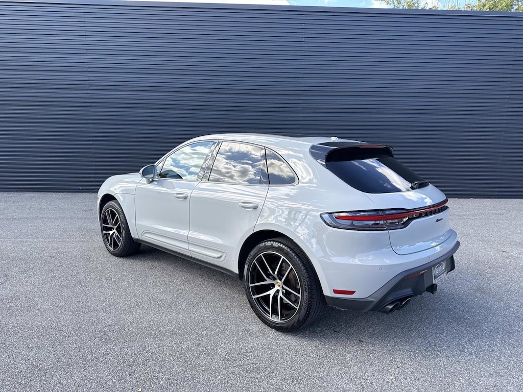 Certified 2022 Porsche Macan SUV