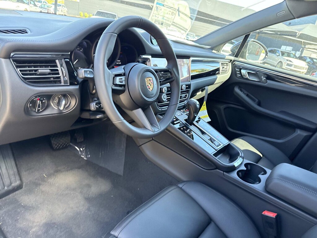New 2026 Porsche Macan