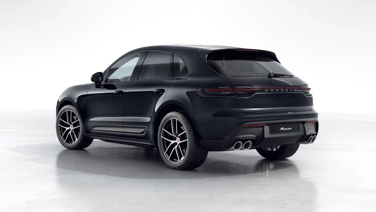 2026 Porsche Macan T photo 3