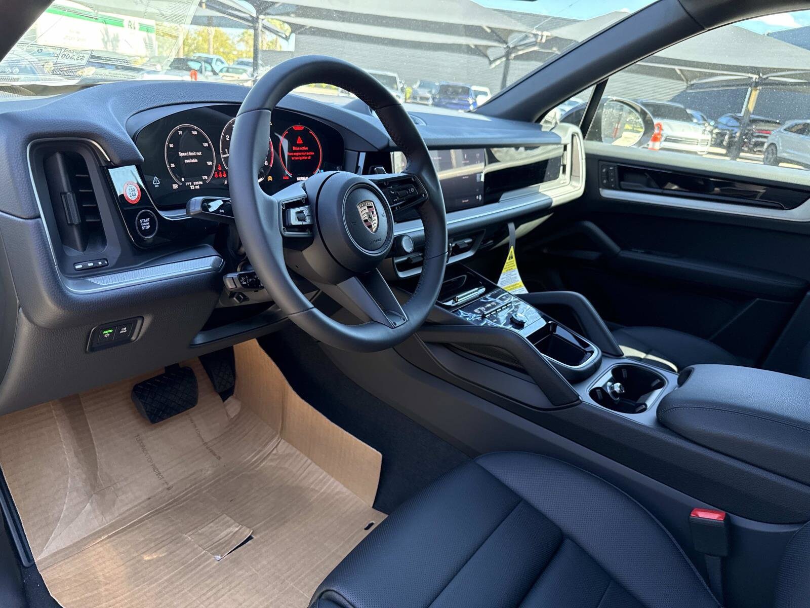 2026 Porsche Cayenne photo 3