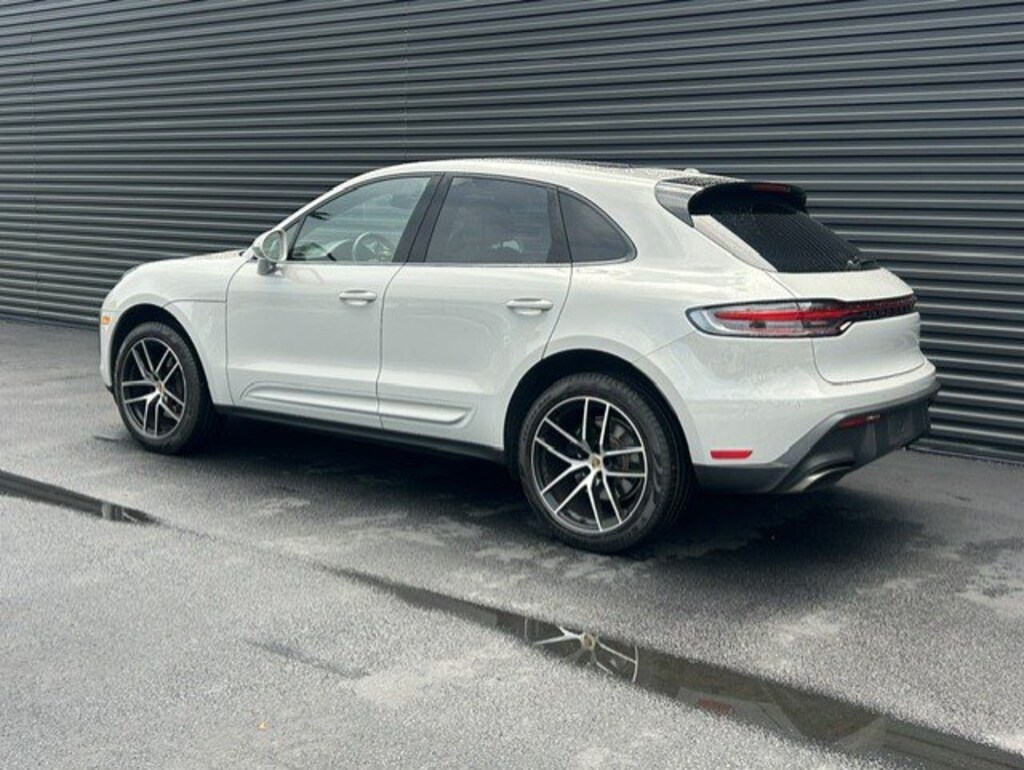 Used 2024 Porsche Macan SUV