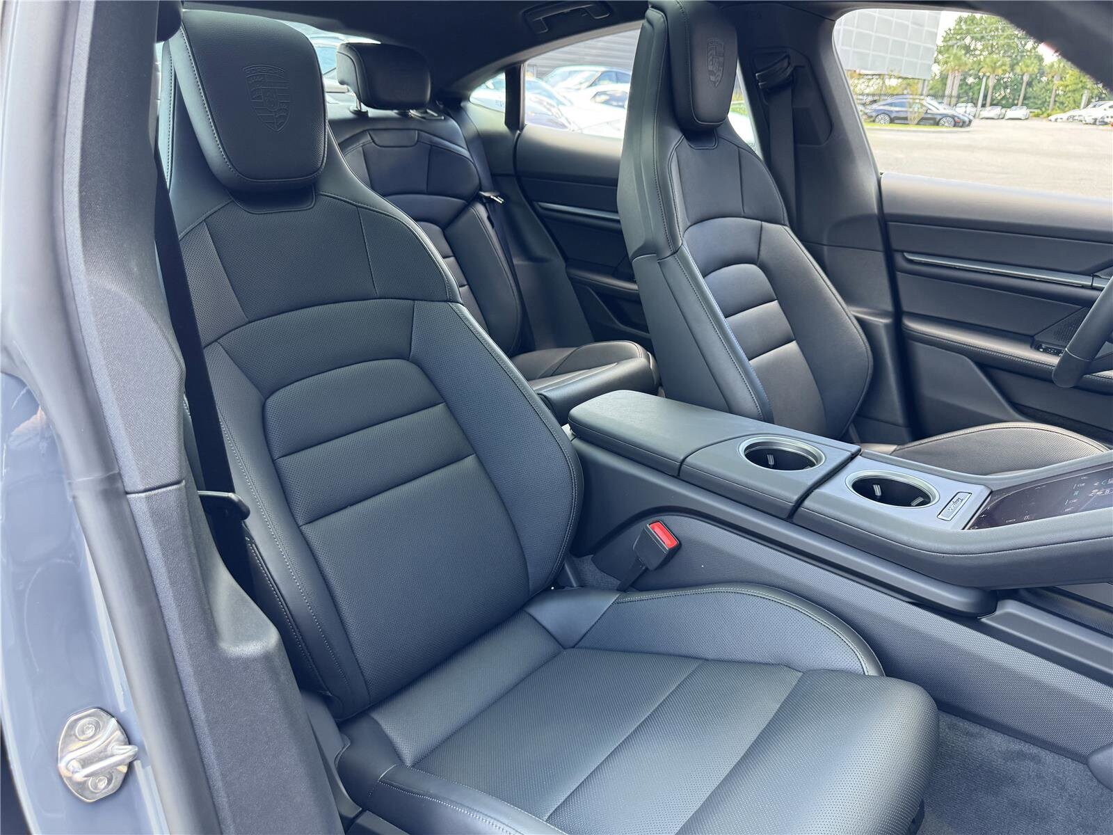 2025 Porsche Taycan Base - Photo 21