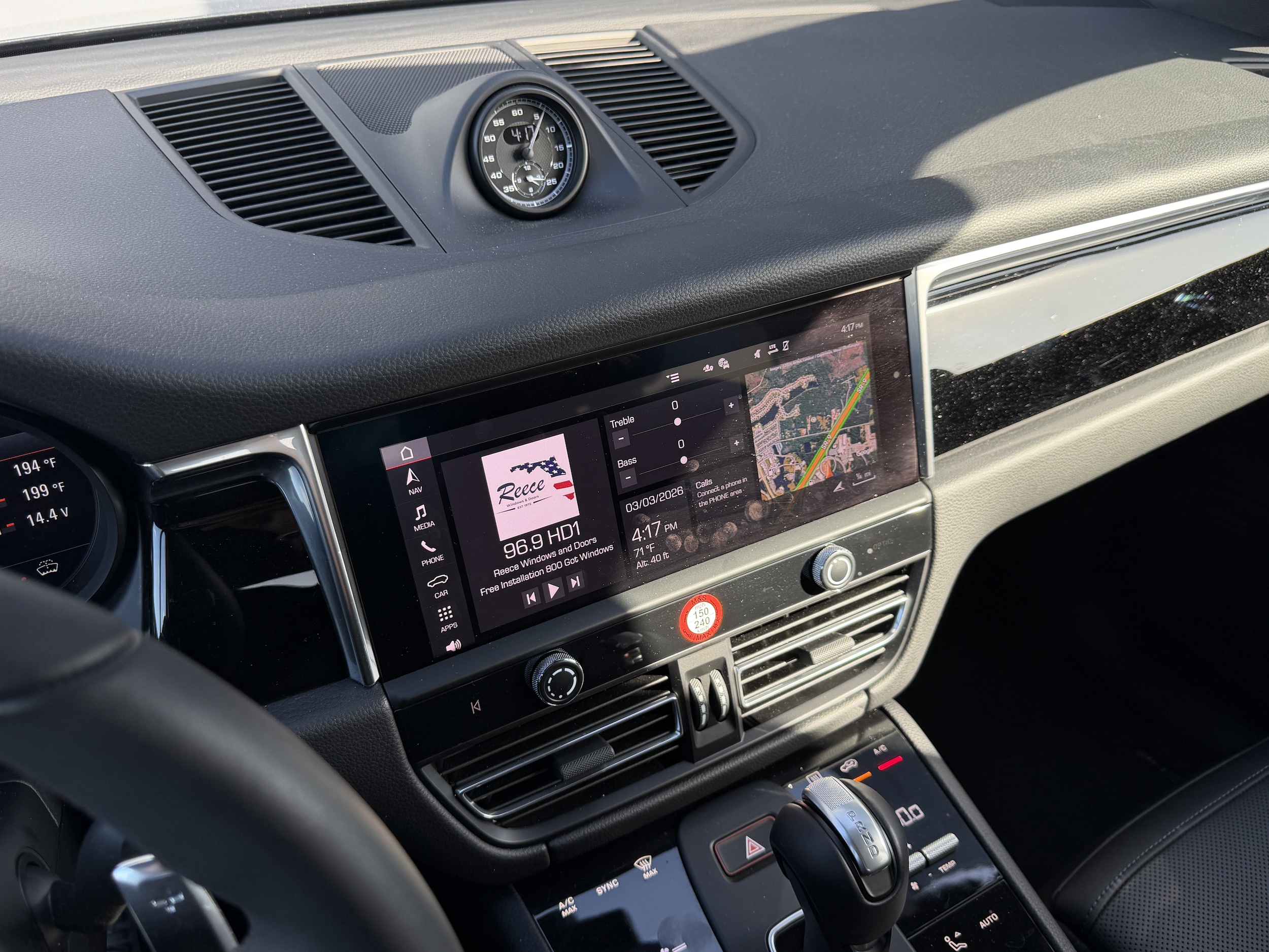 2026 Porsche Macan Base - Photo 37