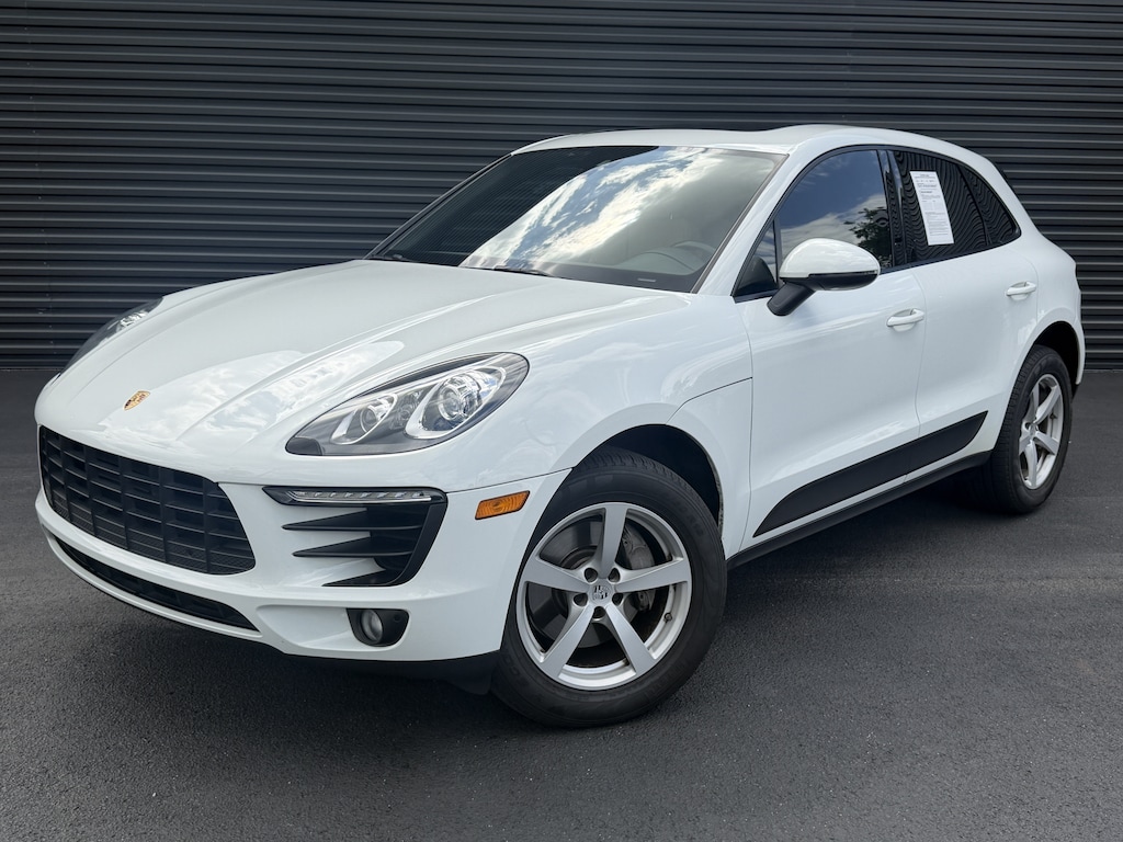Used 2018 Porsche Macan SUV