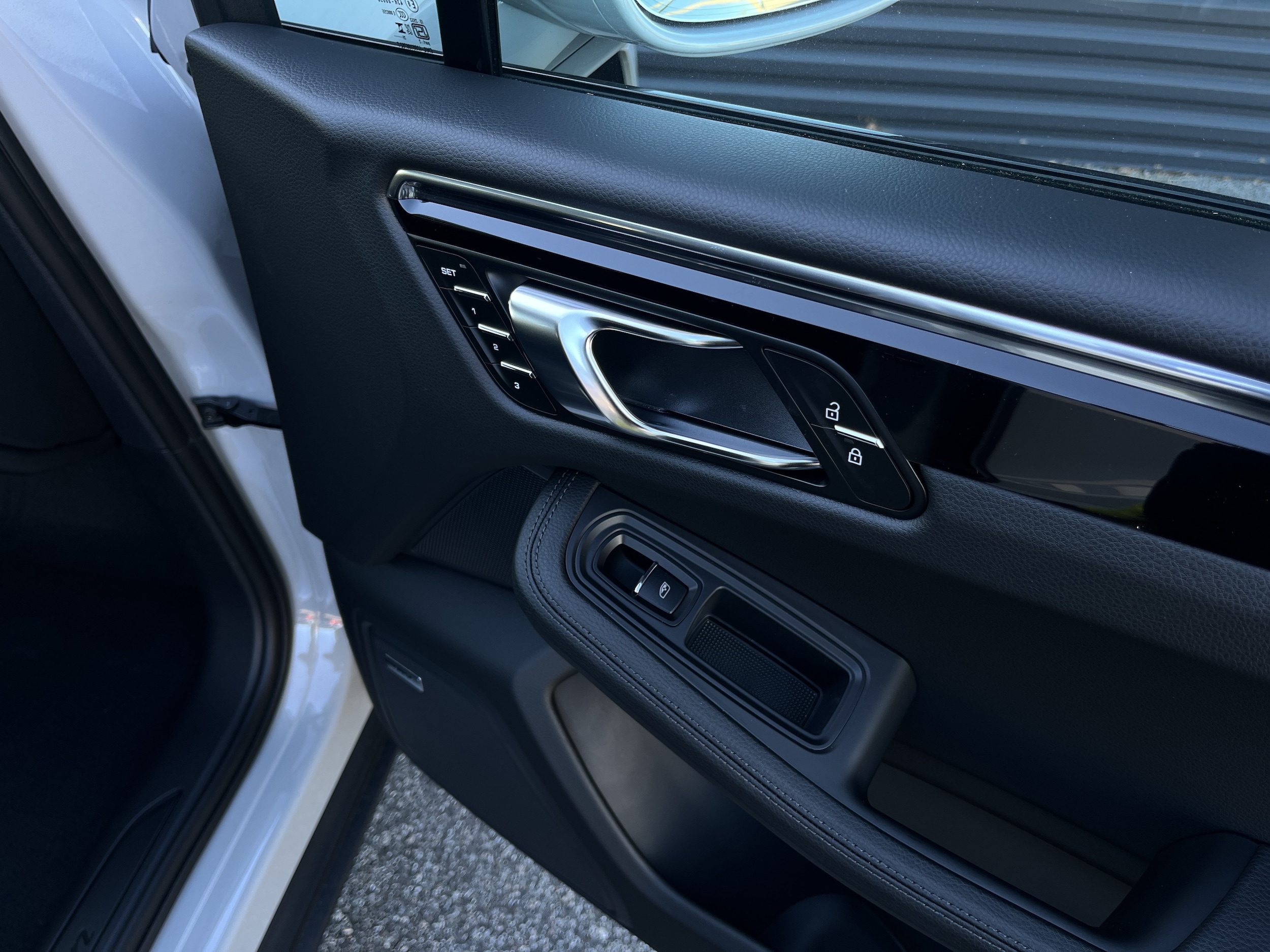 2026 Porsche Macan Base - Photo 29