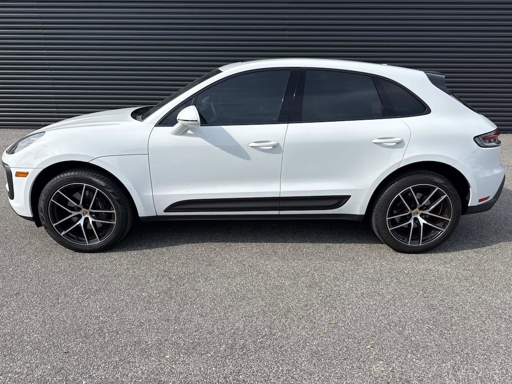 Used 2022 Porsche Macan SUV