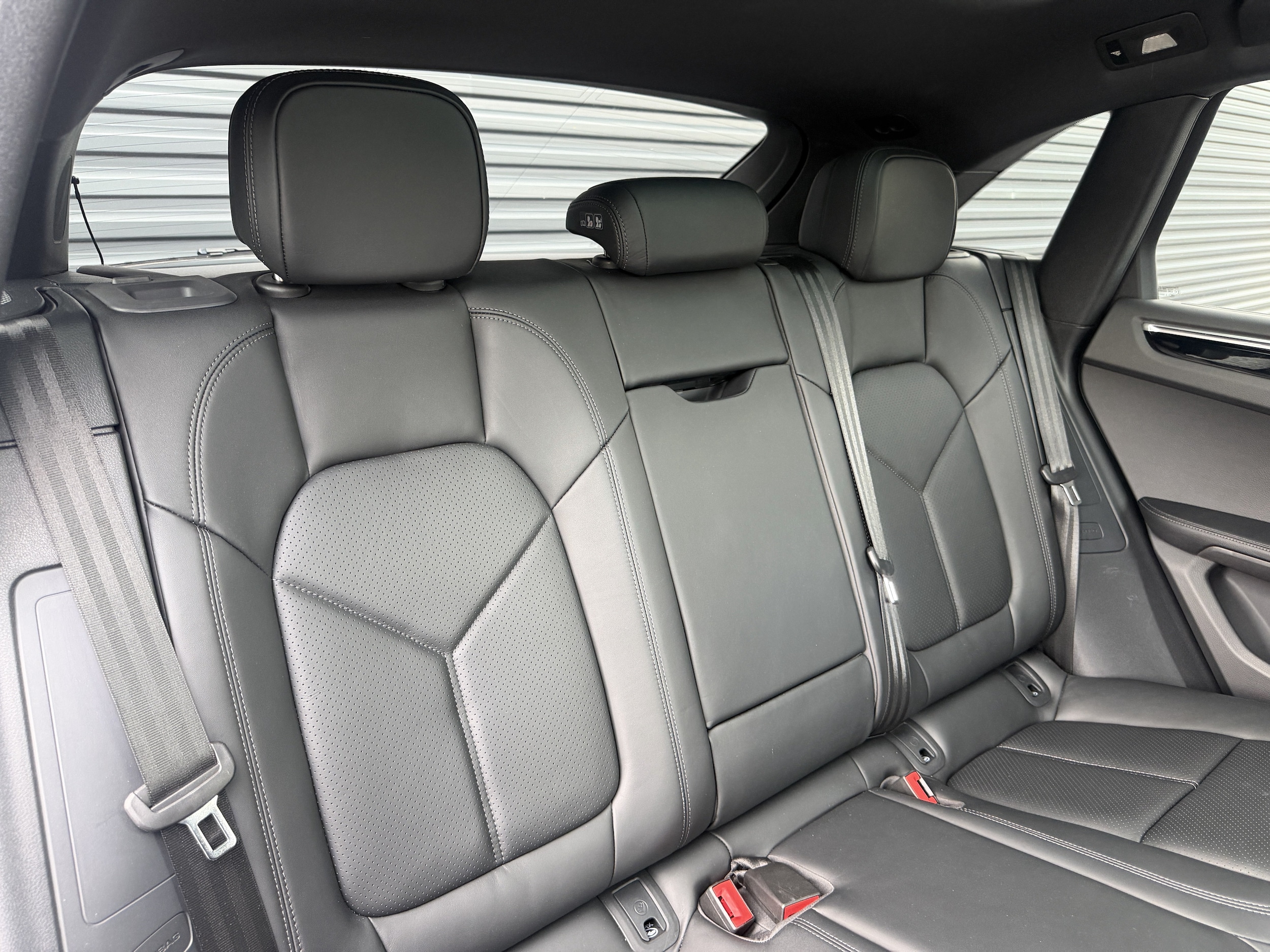 2026 Porsche Macan Base - Photo 22