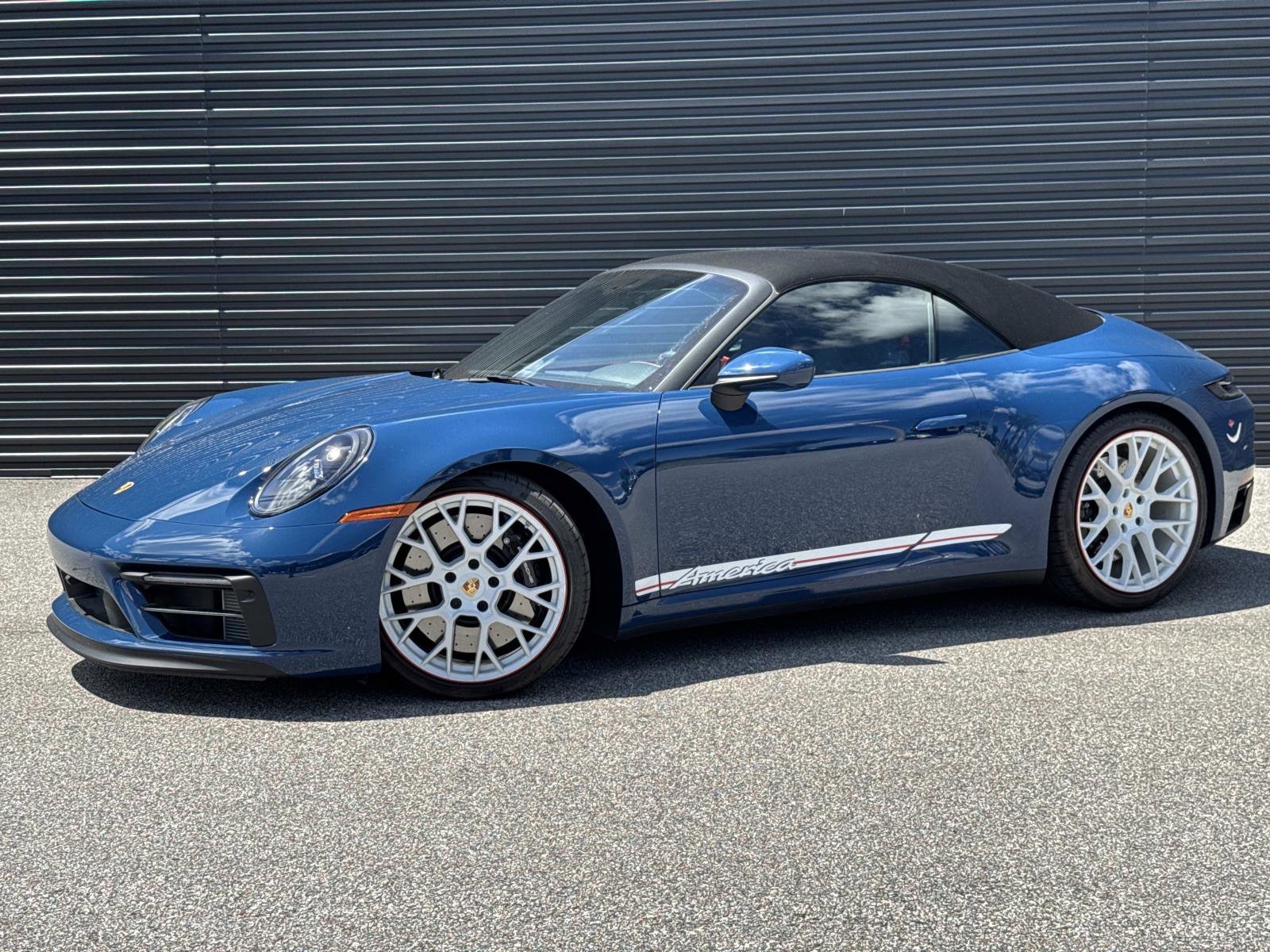 2023 Porsche 911 Carrera GTS