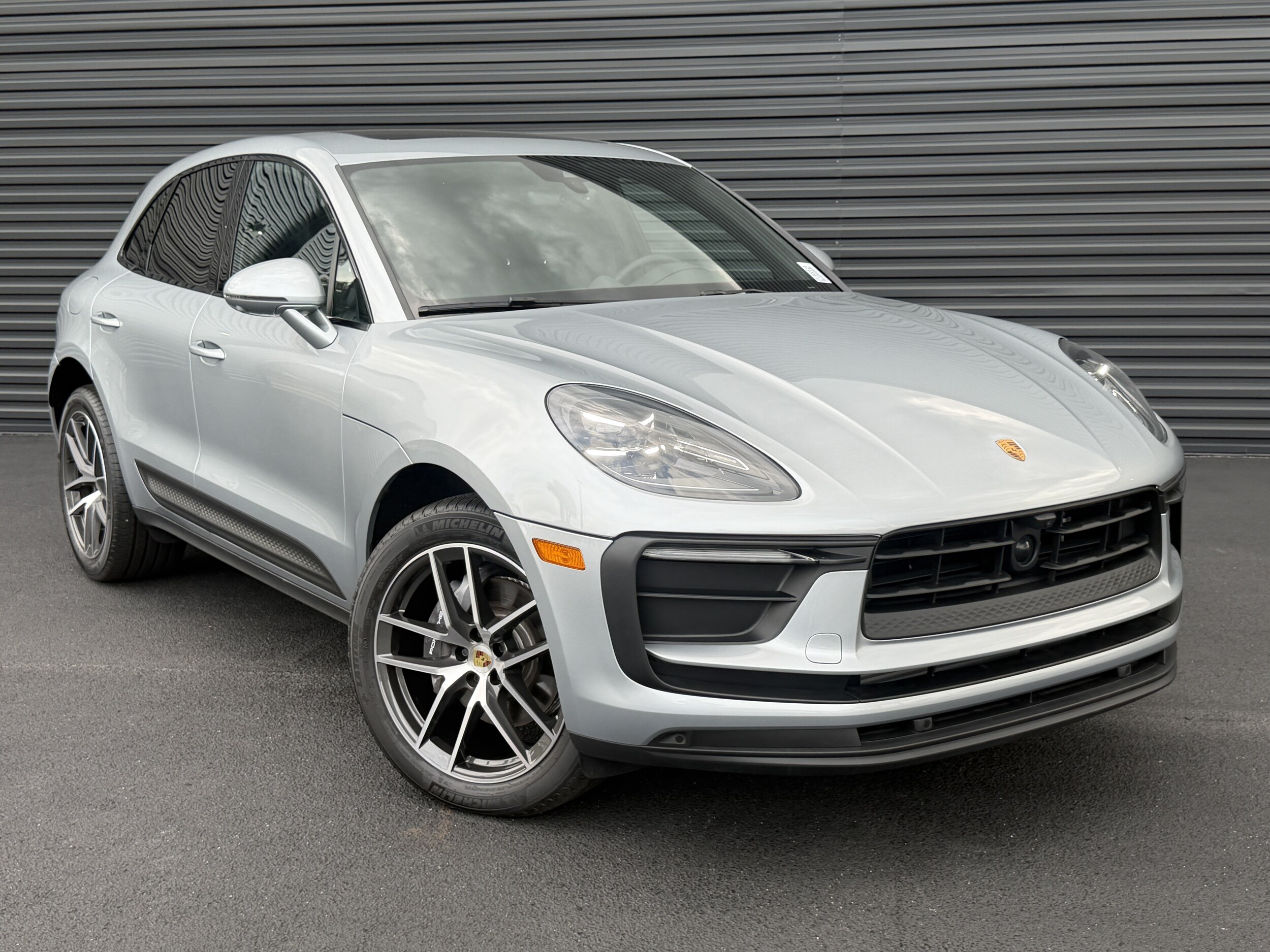 2026 Porsche Macan Base - Photo 7