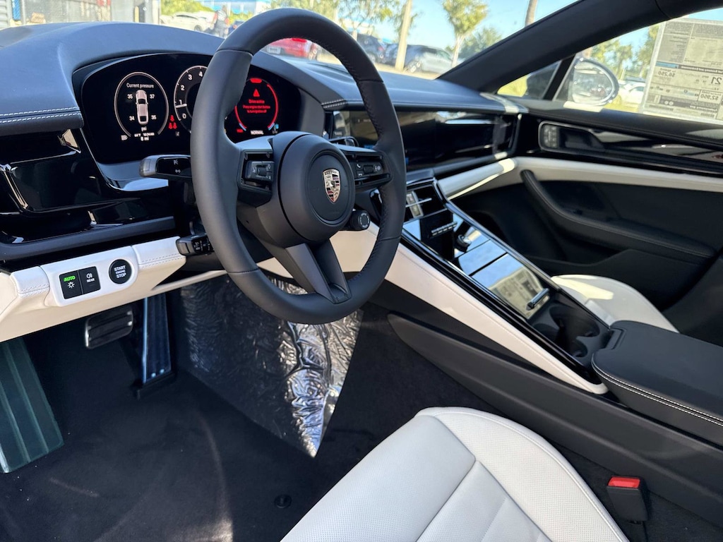 New 2026 Porsche Panamera