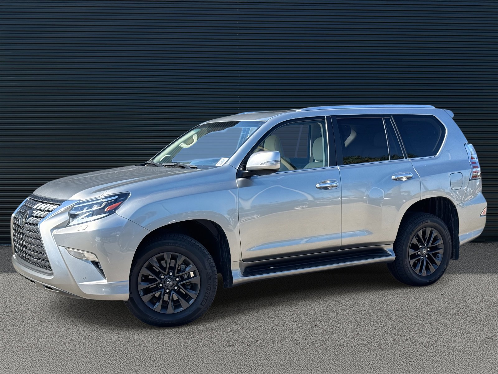 2020 Lexus GX PREMIUM's photo