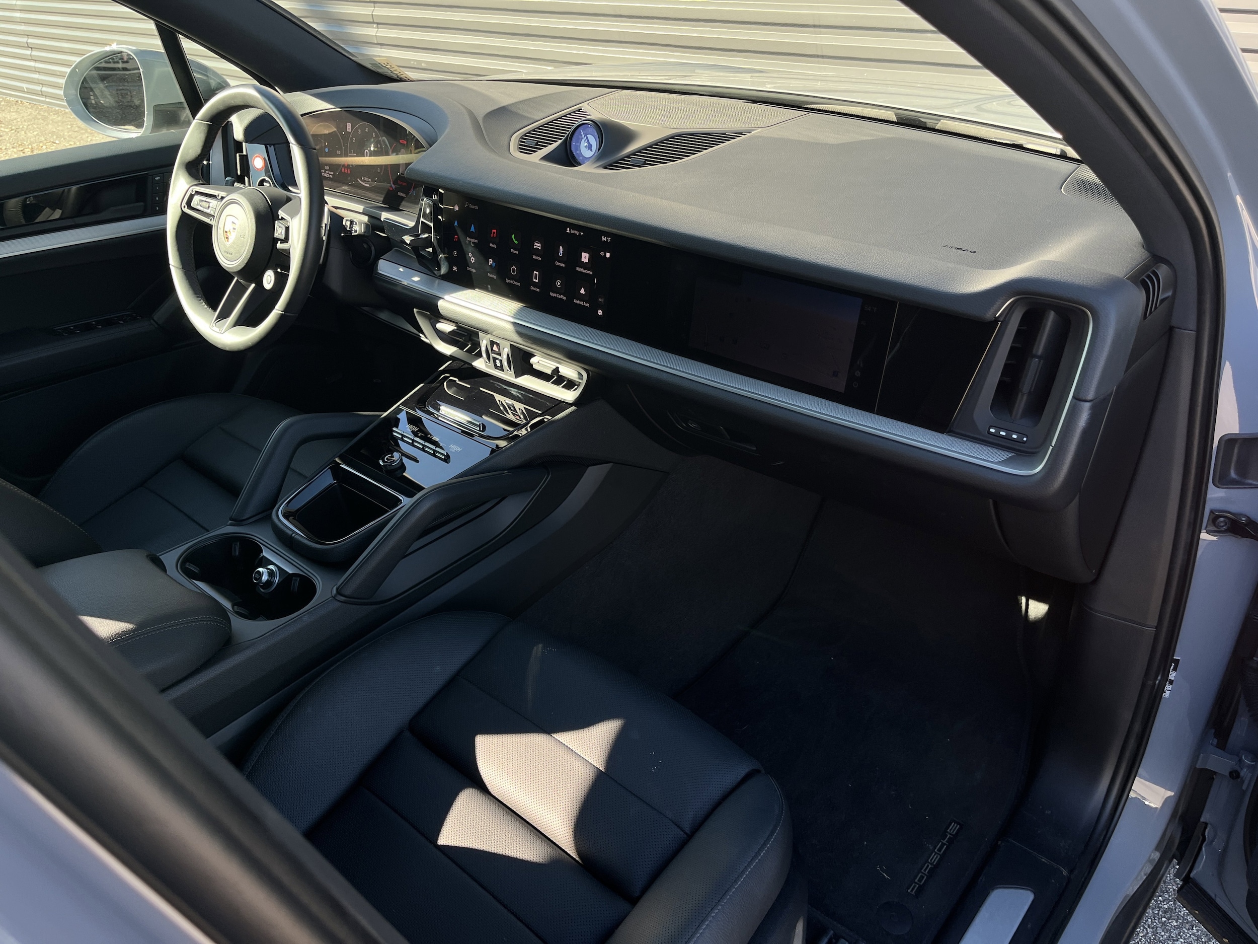 2025 Porsche Cayenne Base - Photo 15