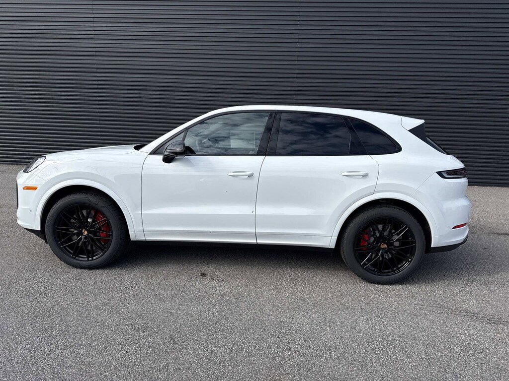 New 2026 Porsche Cayenne S