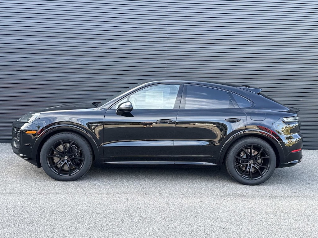 New 2026 Porsche Cayenne Turbo E-Hybrid