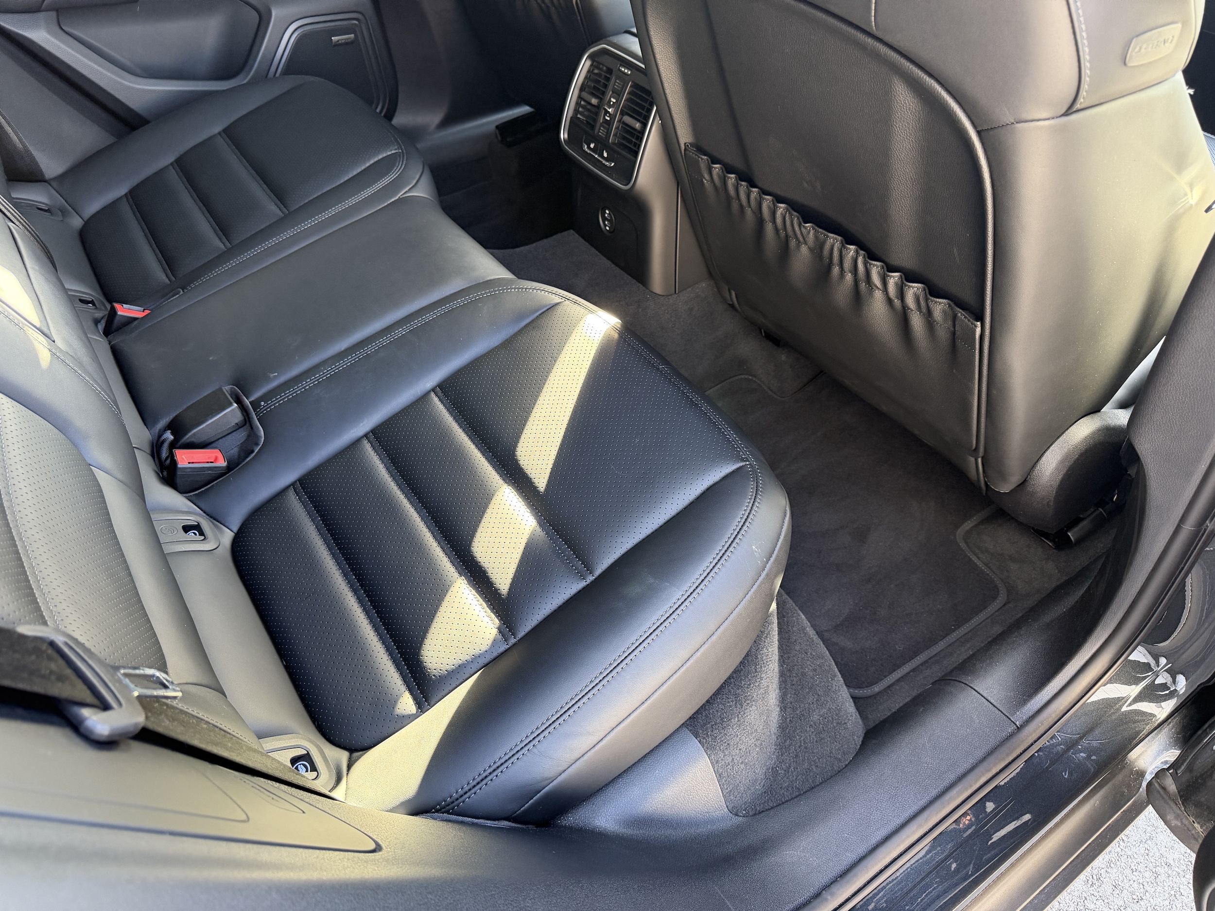 2026 Porsche Macan Base - Photo 30