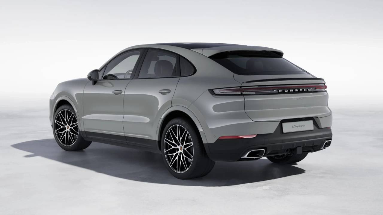 2026 Porsche Cayenne Coupe photo 3