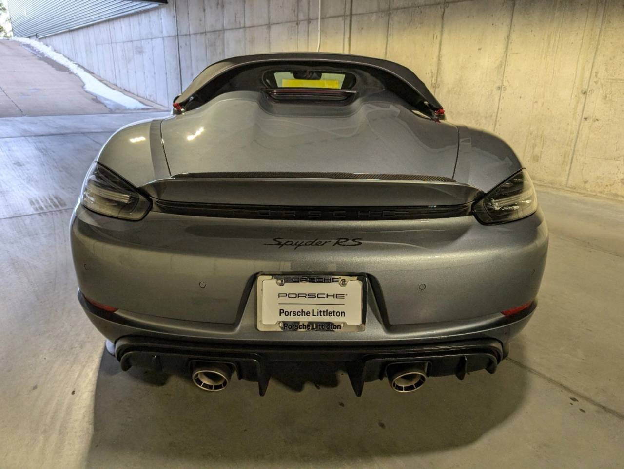2024 Porsche Boxster Spyder photo 4