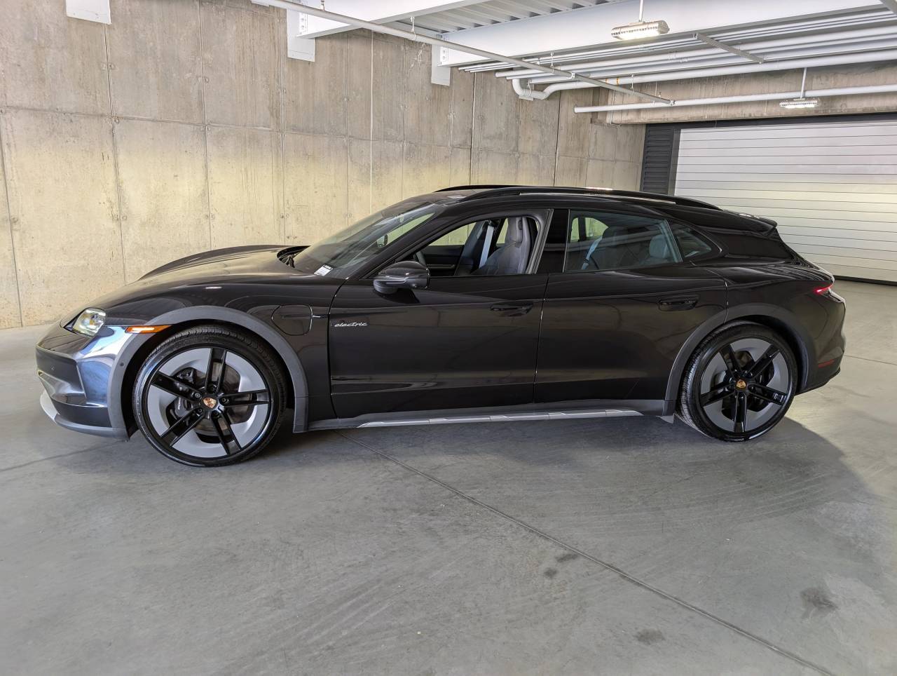 Used 2025 Porsche Taycan Base with VIN WP0BA2Y16SSA66190 for sale in Littleton, CO