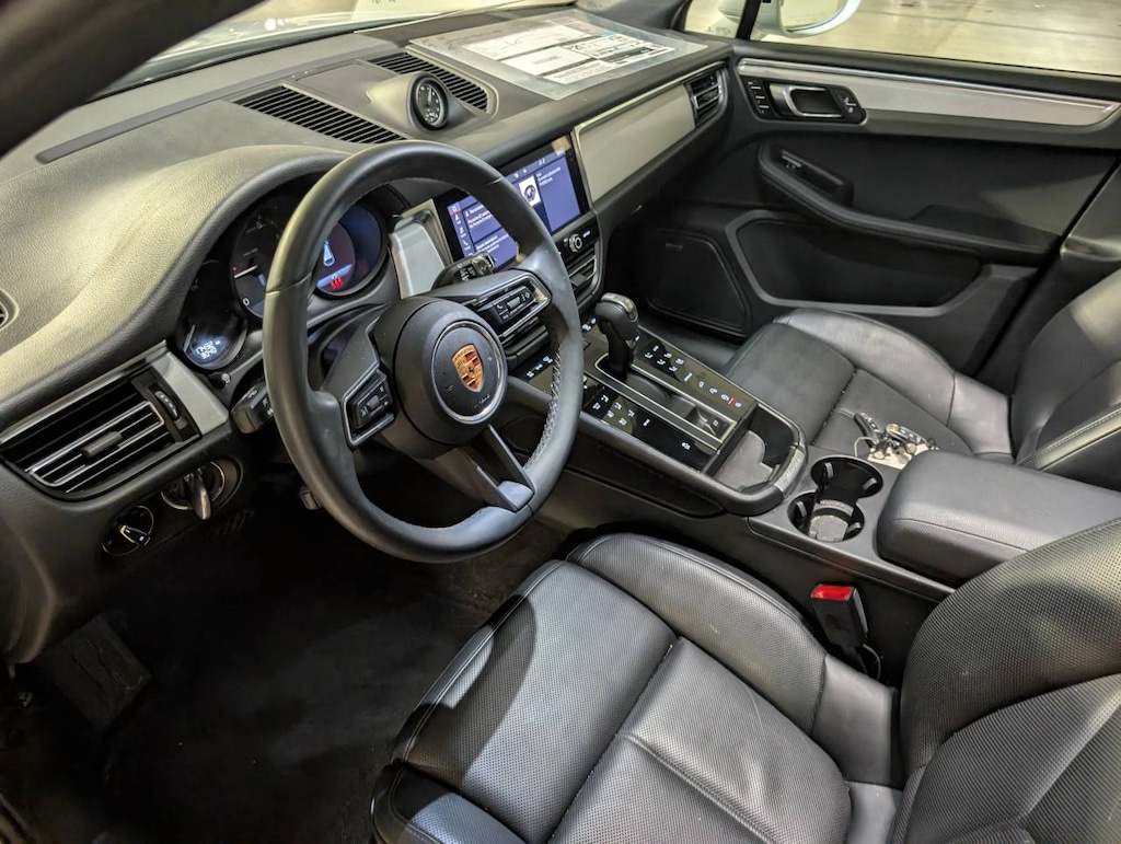 Certified 2023 Porsche Macan SUV
