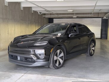 2025 Porsche Macan Electric SUV