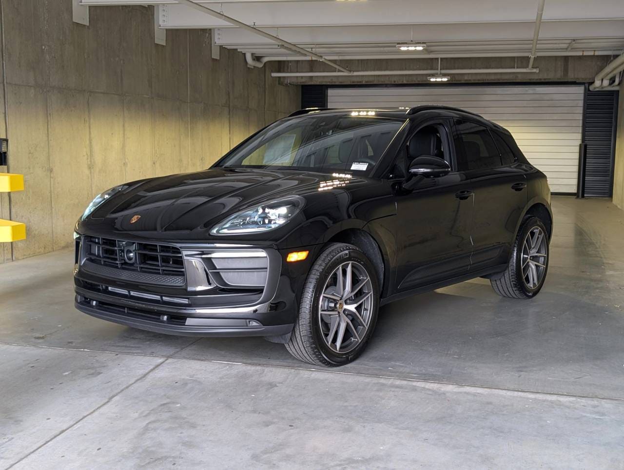 2026 Porsche Macan's photo