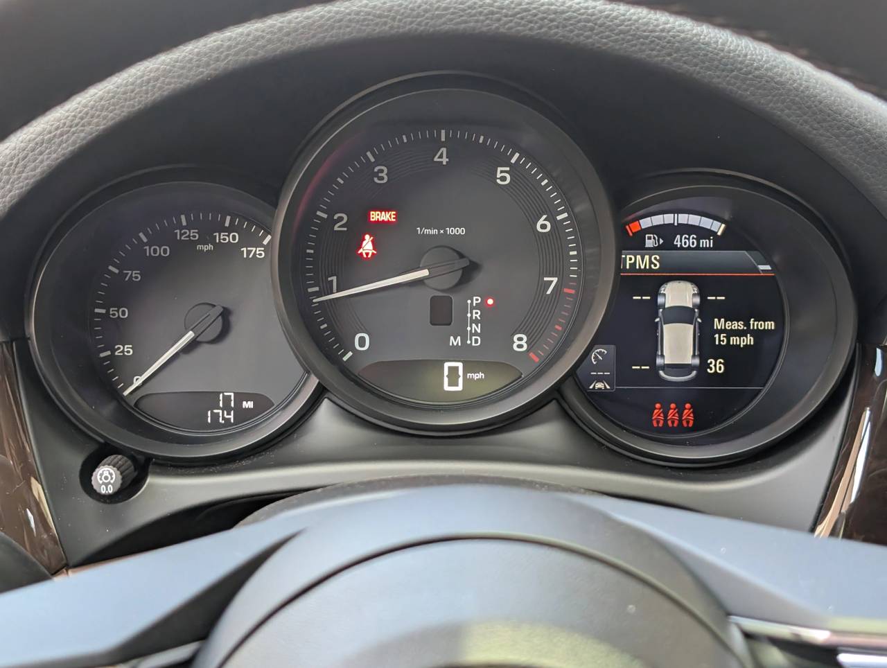 2025 Porsche Macan - Photo 32