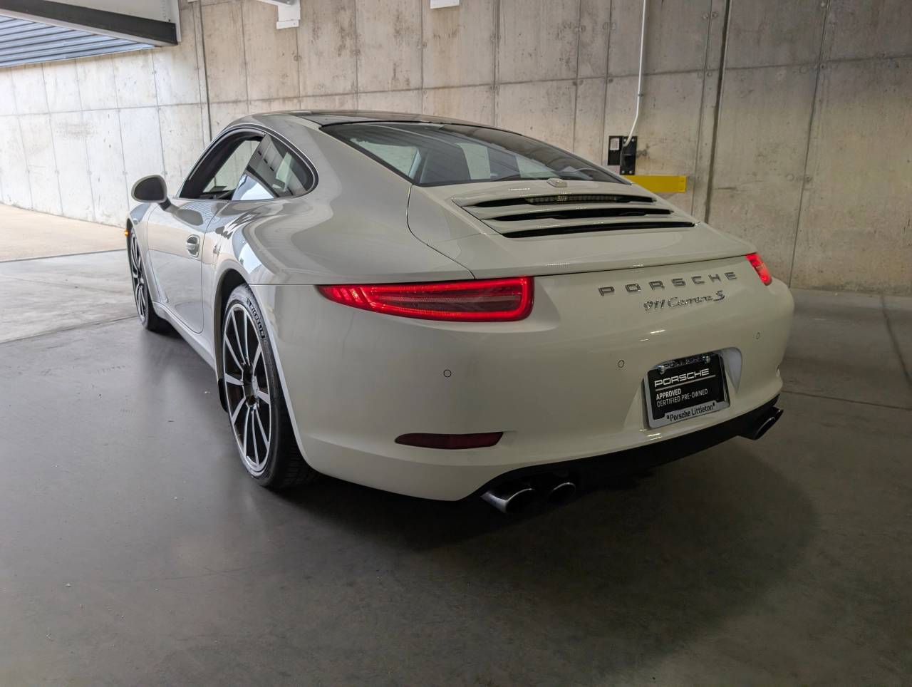 2013 Porsche 911 S photo 3