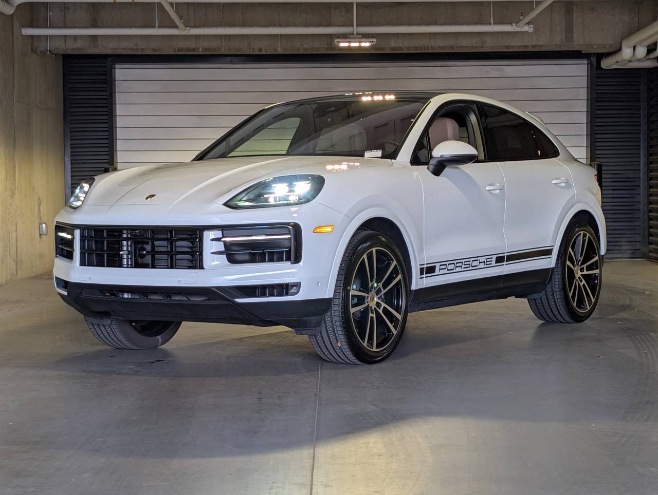 2025 Porsche Cayenne Coup Base