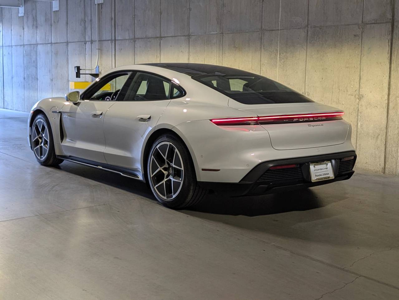 2026 Porsche Taycan Base - Photo 3