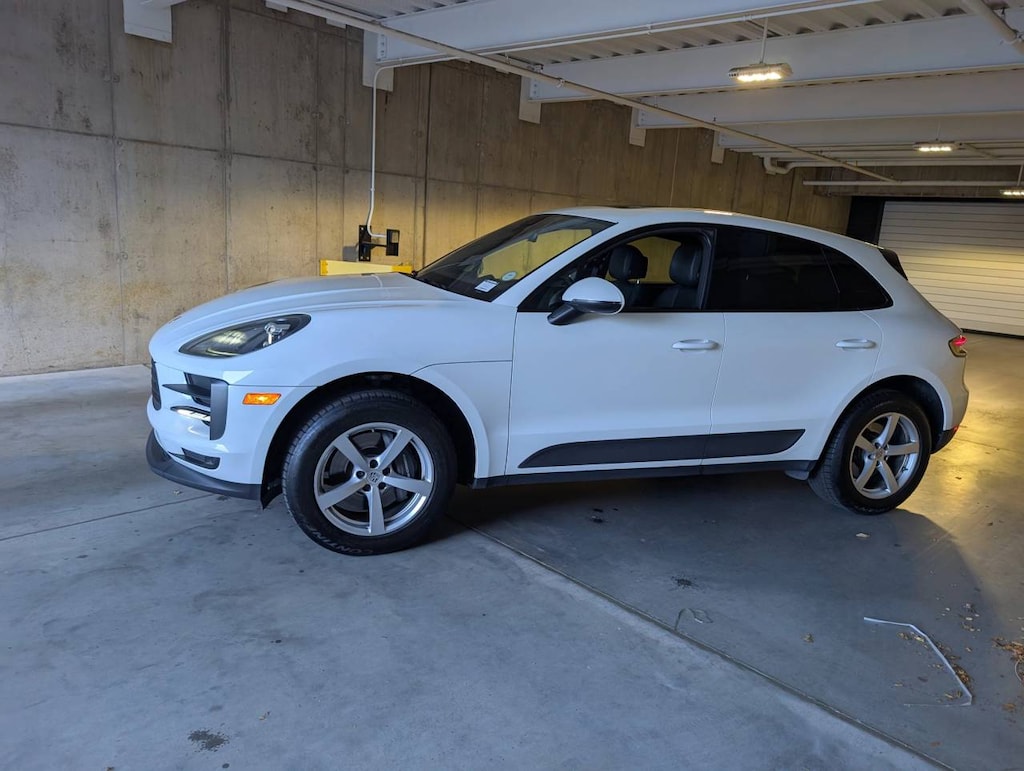 Certified 2021 Porsche Macan  SUV
