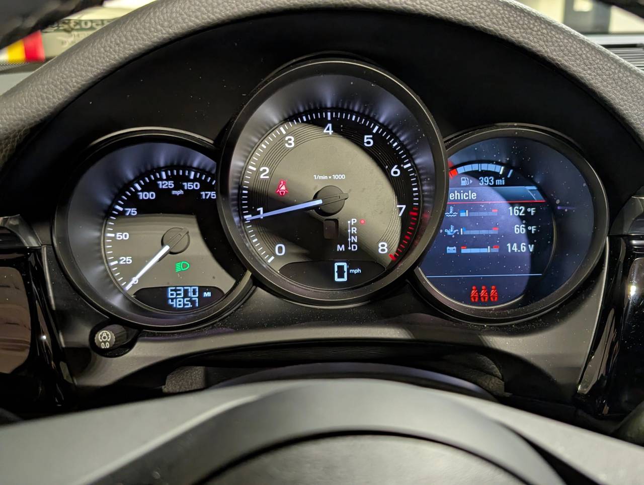 2025 Porsche Macan - Photo 29