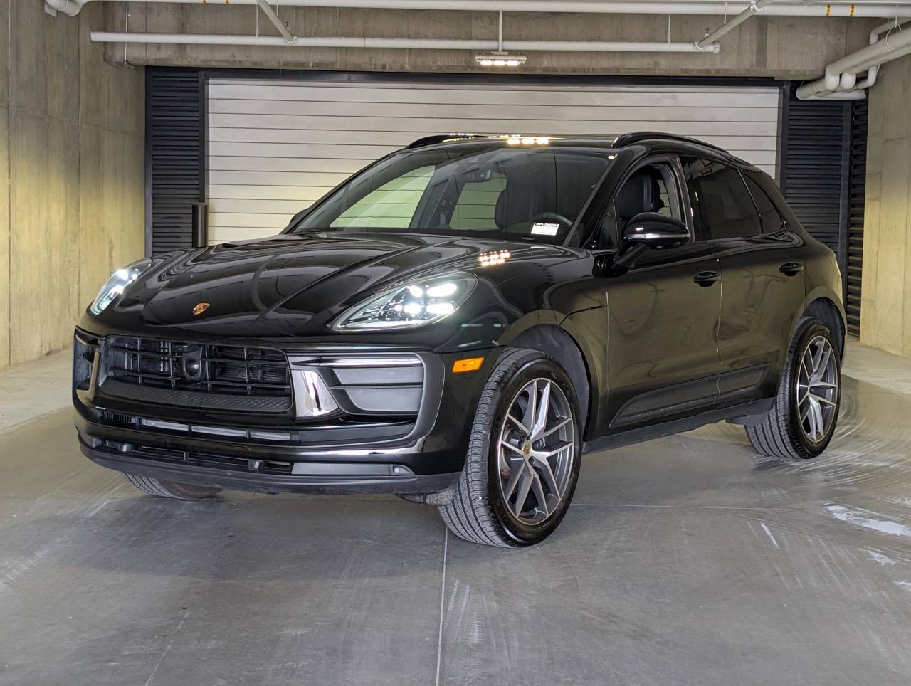 2026 Porsche Macan's photo