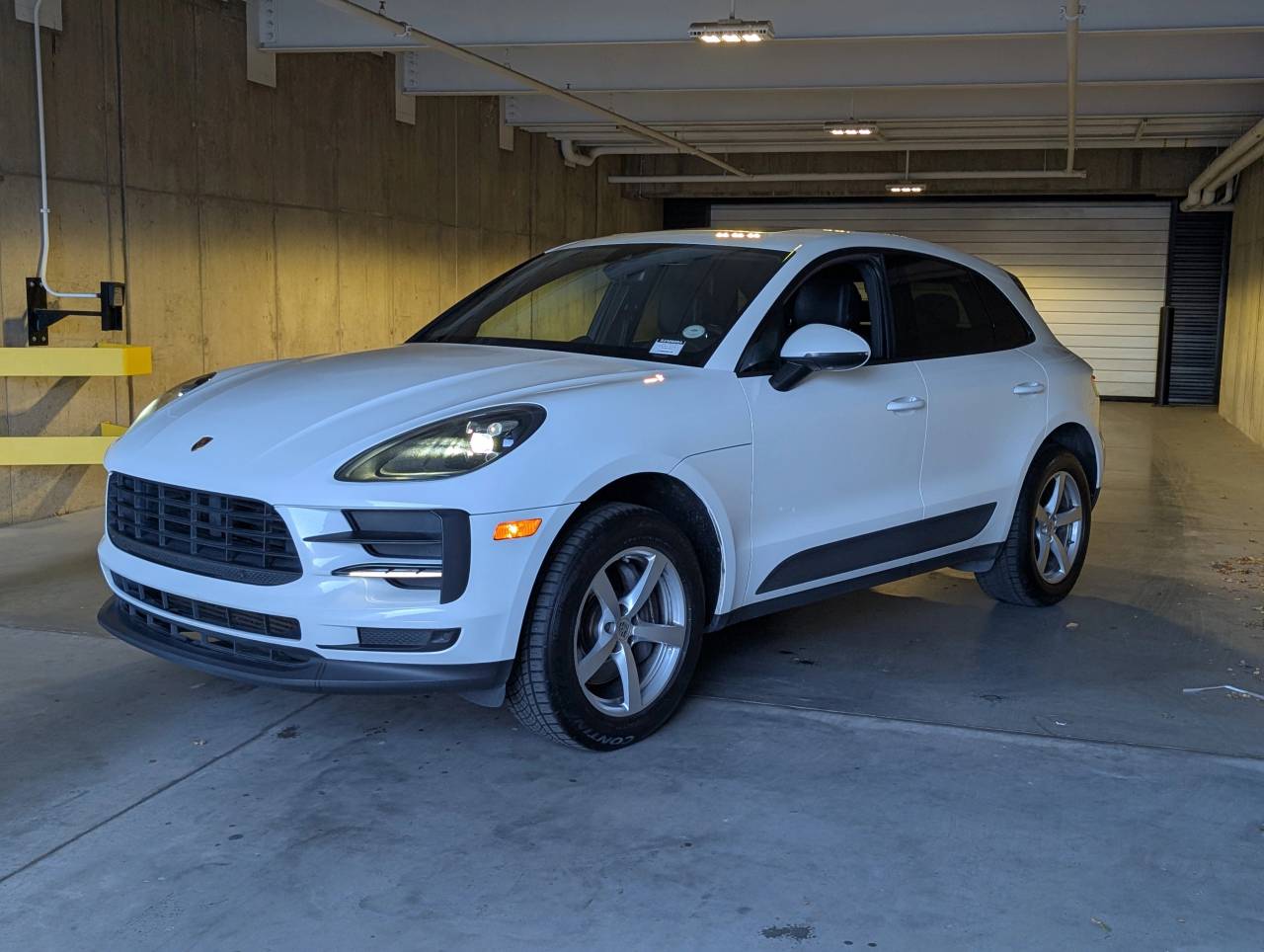 2021 Porsche Macan Base