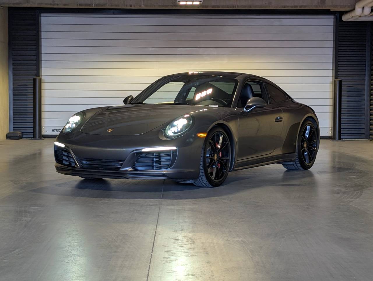 2019 Porsche 911 GTS