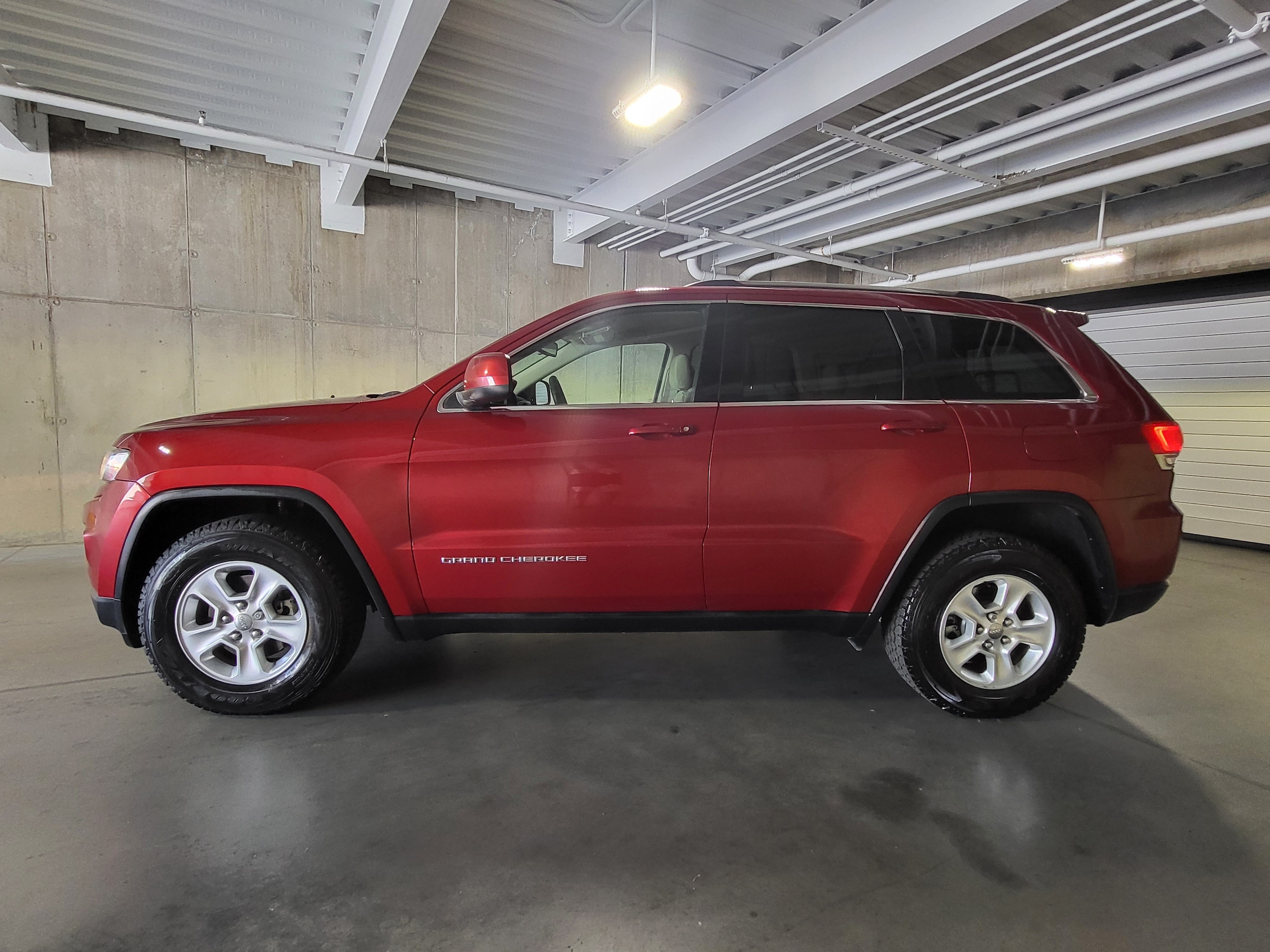 Used 2014 Jeep Grand Cherokee Laredo with VIN 1C4RJFAG3EC179059 for sale in Aurora, CO