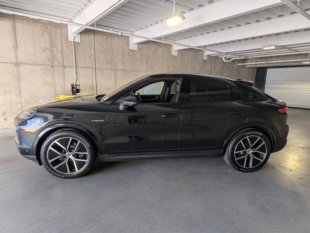 Certified 2025 Porsche Cayenne E-Hybrid SUV