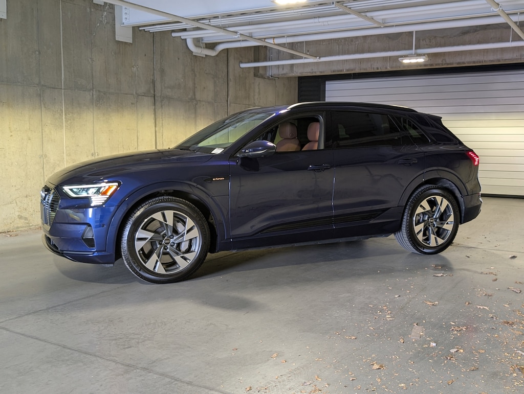 Used 2022 Audi e-tron Premium SUV