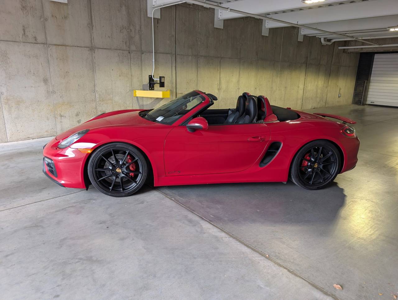 2015 Porsche Boxster GTS photo 2