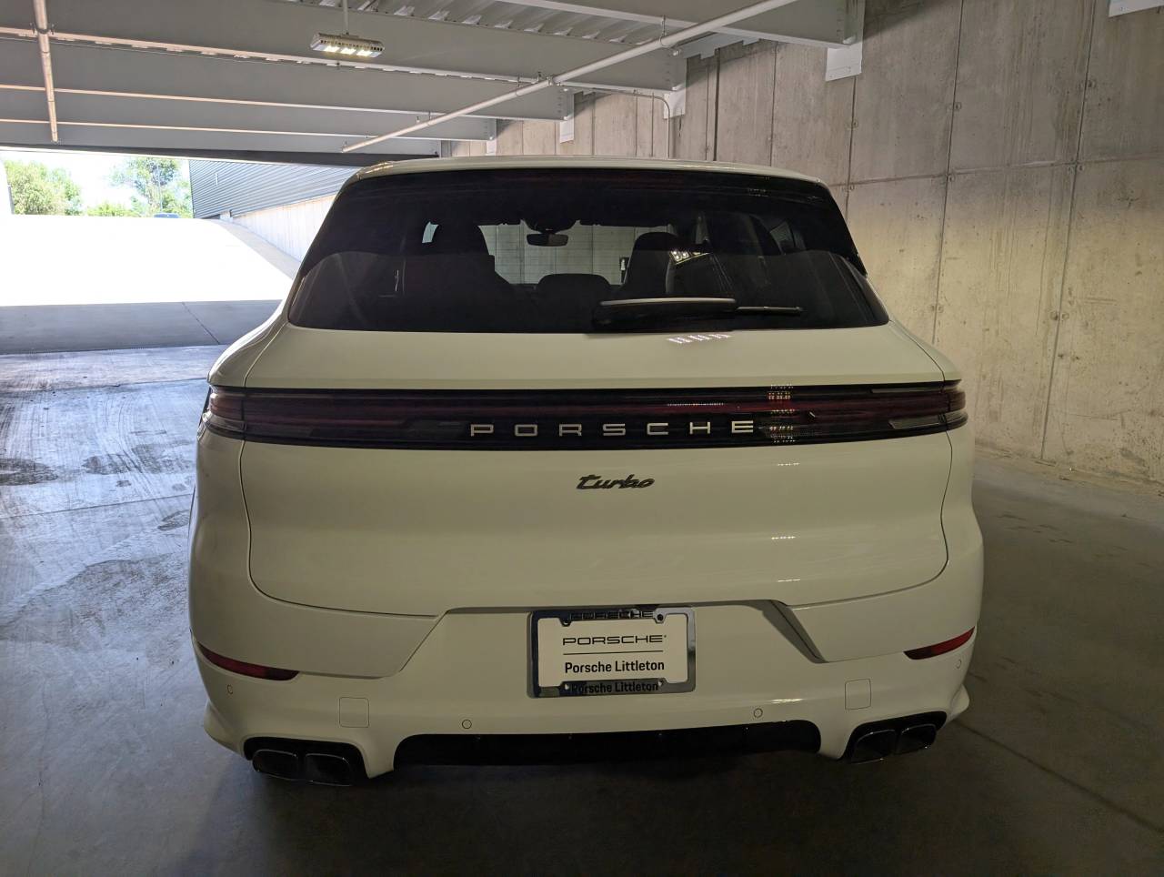 2025 Porsche Cayenne Turbo E-Hybrid - Photo 7