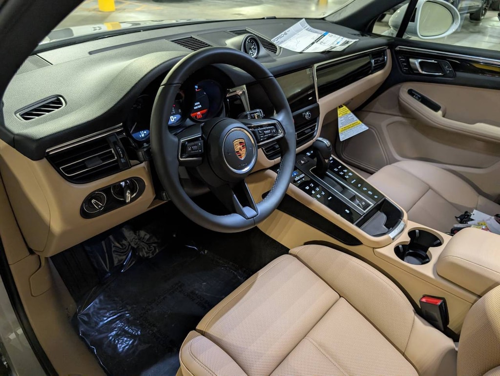 New 2026 Porsche Macan SUV