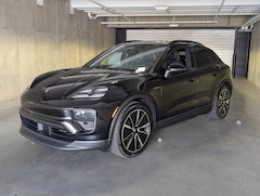 2025 Porsche Macan Electric Electric 4S