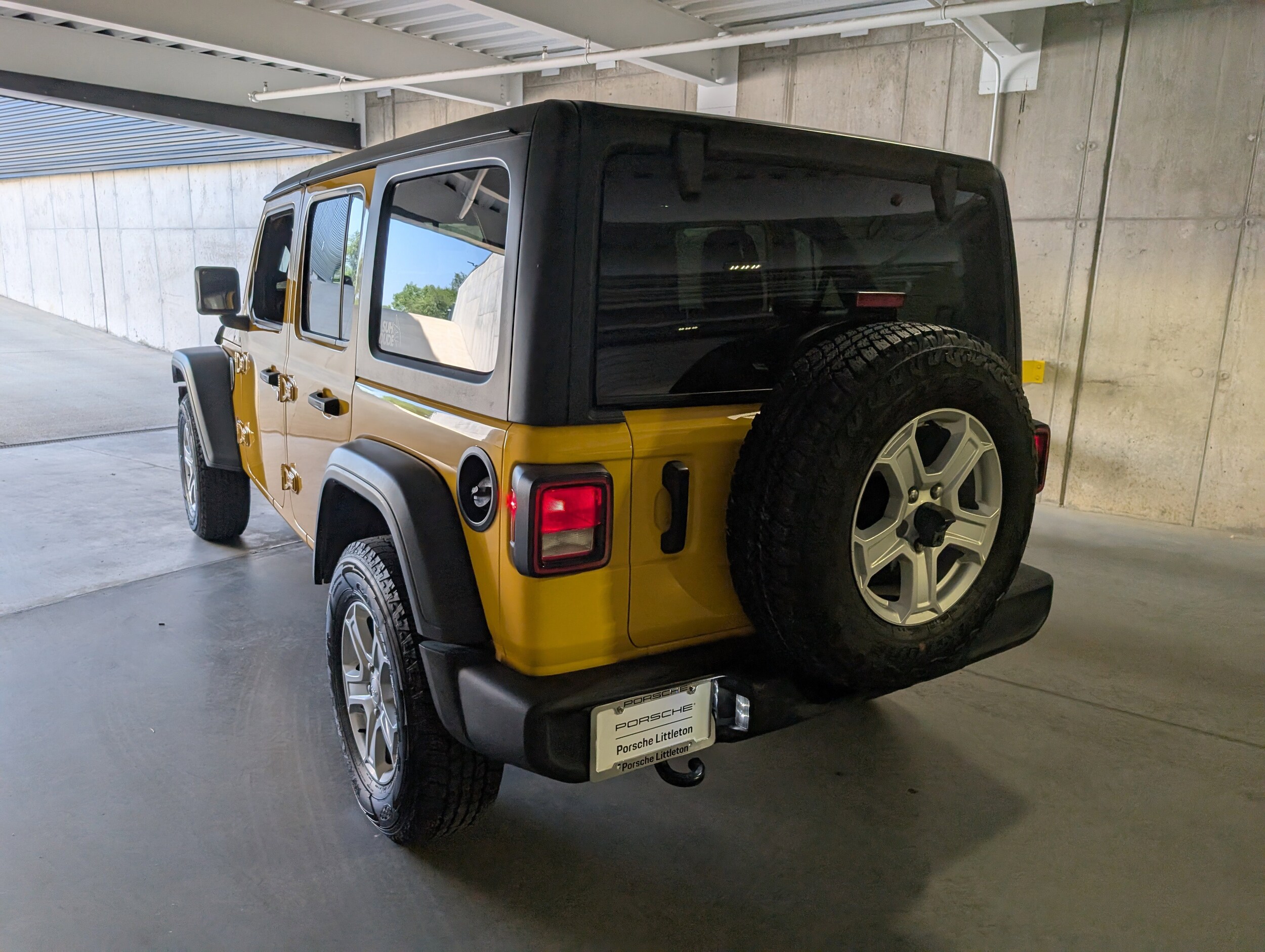 2020 Jeep Wrangler Unlimited Sport S photo 2
