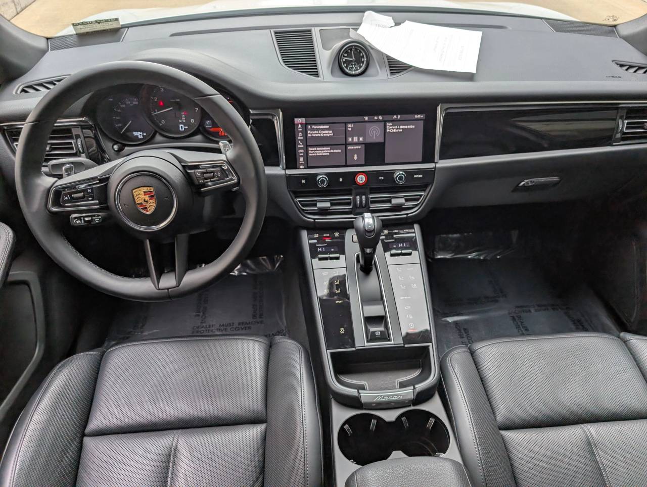 2025 Porsche Macan - Photo 7