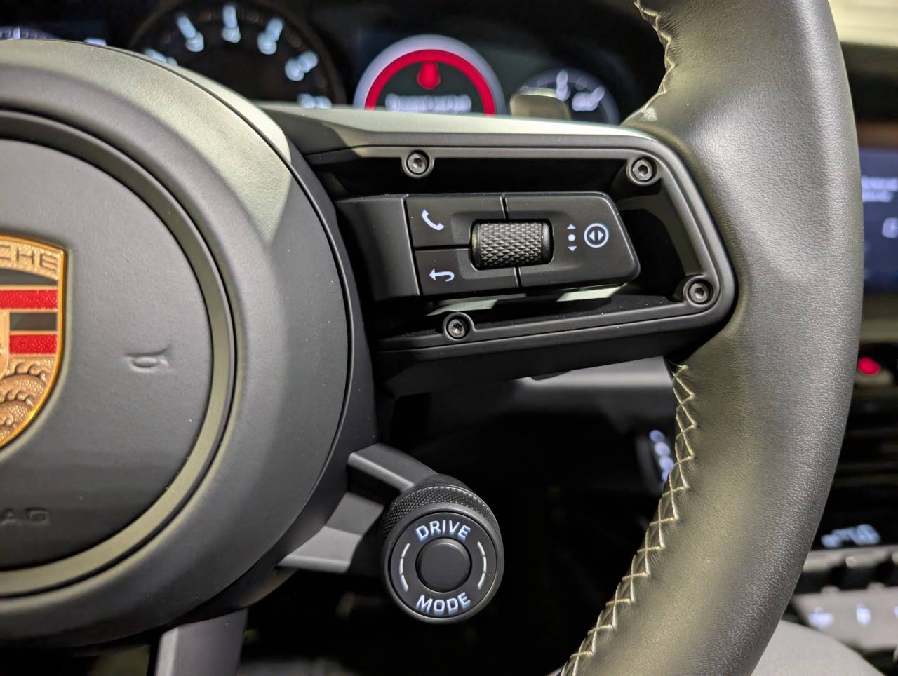 2024 Porsche 911 GTS - Photo 31